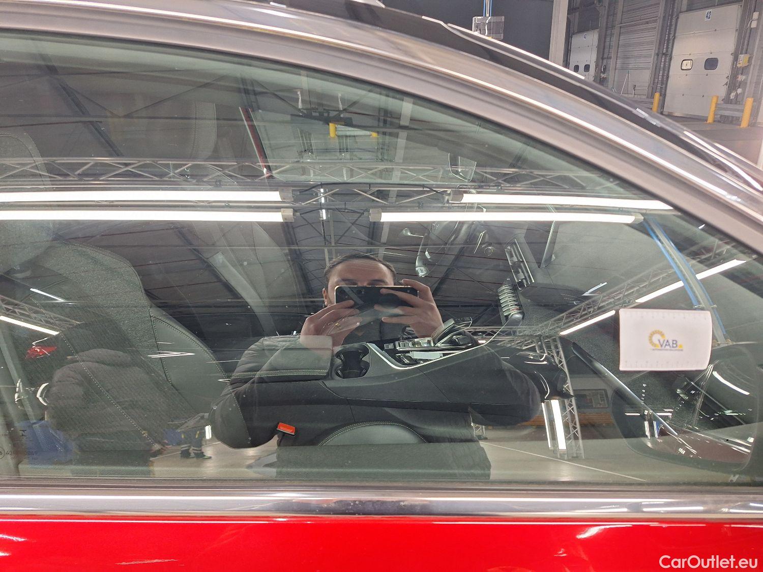  Peugeot  5008 Peugeot,  '16, Peugeot  1.5 BlueHDi 96kW S&S EAT8 GT Line 5d #35