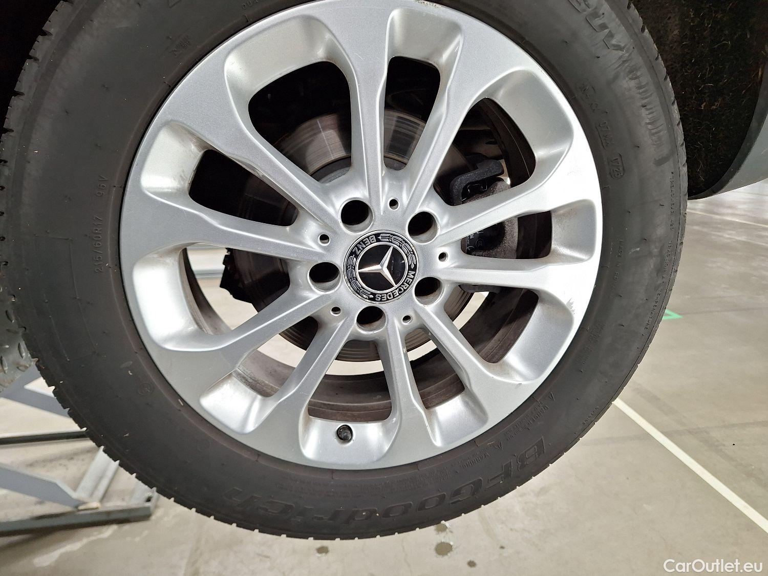  Mercedes  GLA Mercedes,  FL'17, Mercedes-Benz   200 d DCT 5d #9