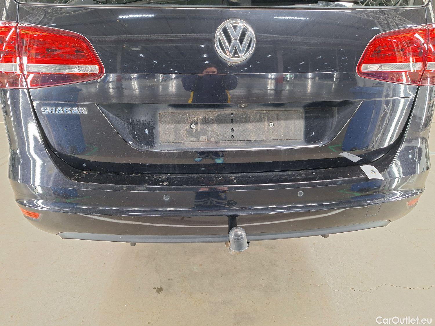  Volkswagen  Sharan VW,  '15, Volkswagen  1.4 TSi 110kW Highline 5d 7pl #11