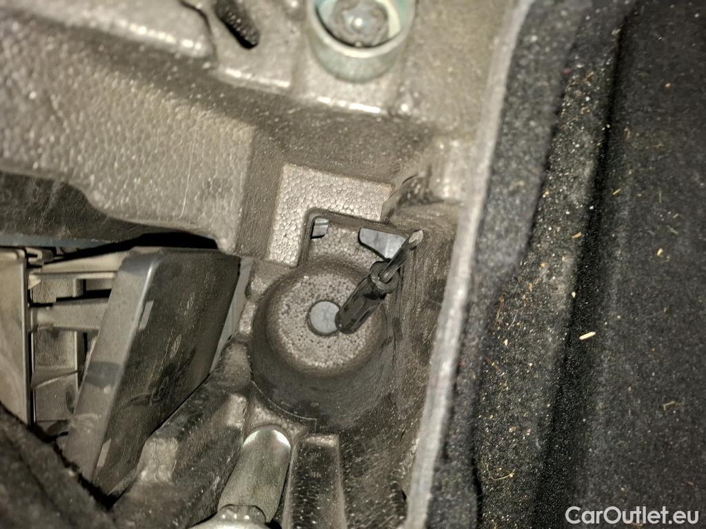  Bmw  Serie 1 Série 1 Berline 120 d xDrive Edition Sport 2.0 190CV BVA8 E6d #42