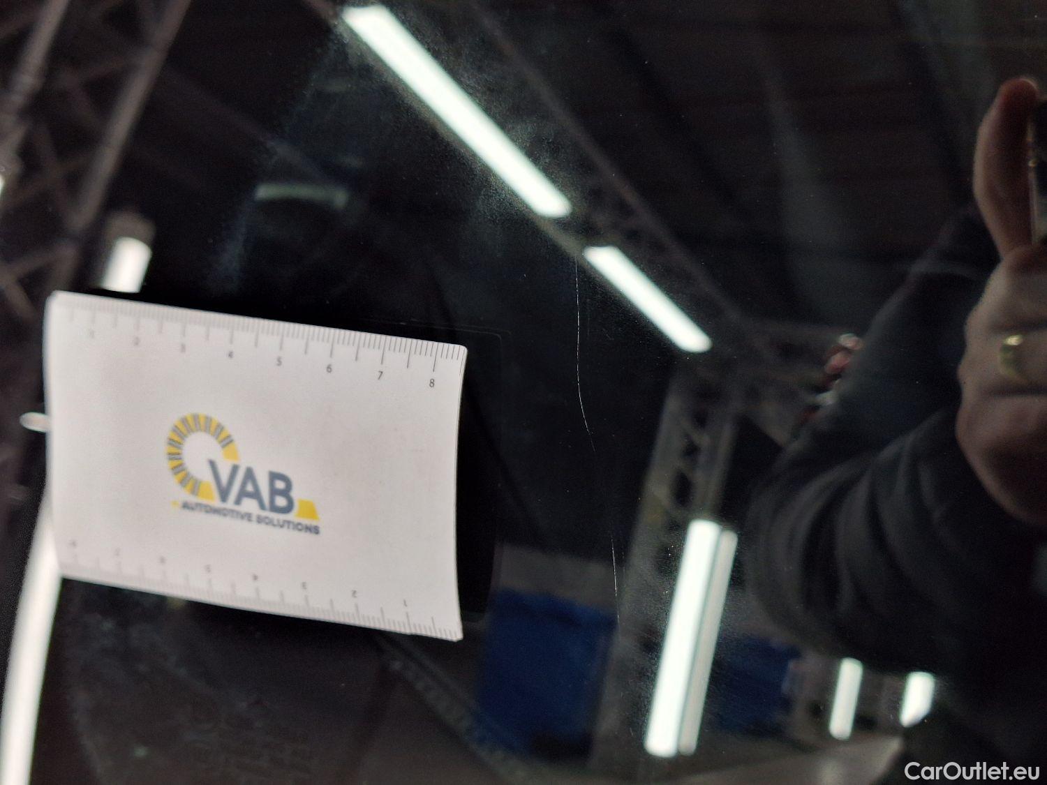  Mercedes  C-Klasse Mercedes, C-Class Break '21, Mercedes-Benz  Break C 200d Luxury Line 5d #41