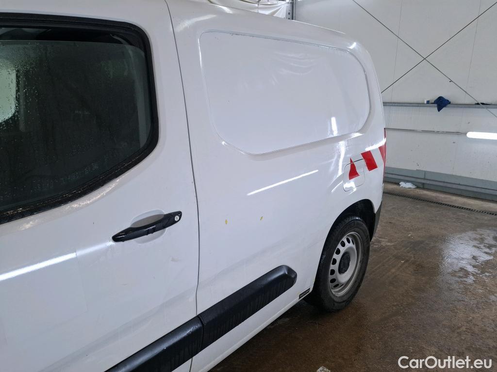 Citroen  Berlingo  Fourgon Worker M 1000 1.2 PureTech 130CV BVA8 E6d #1