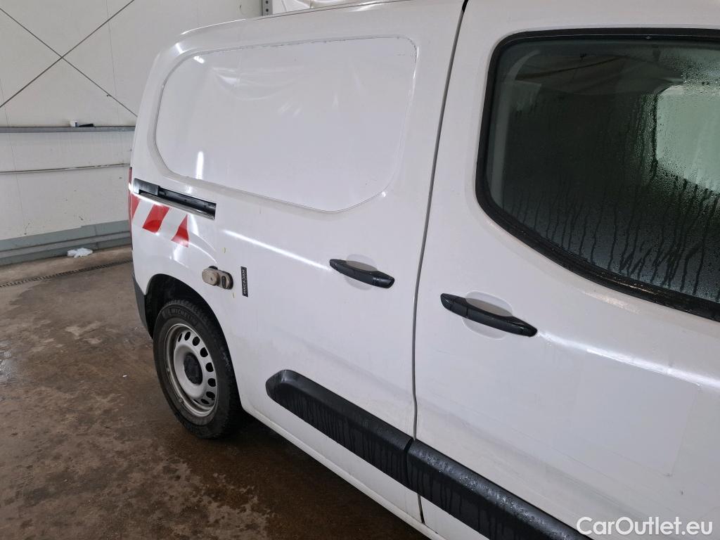  Citroen  Berlingo  Fourgon Worker M 1000 1.2 PureTech 130CV BVA8 E6d #15