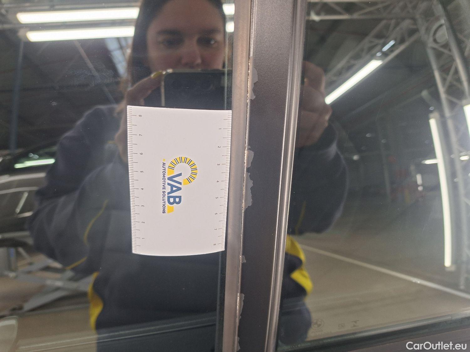  Bmw  Serie 3 BMW, 3-serie Touring '18, BMW 3 Reeks Touring 320dA (120 kW) 5d #29