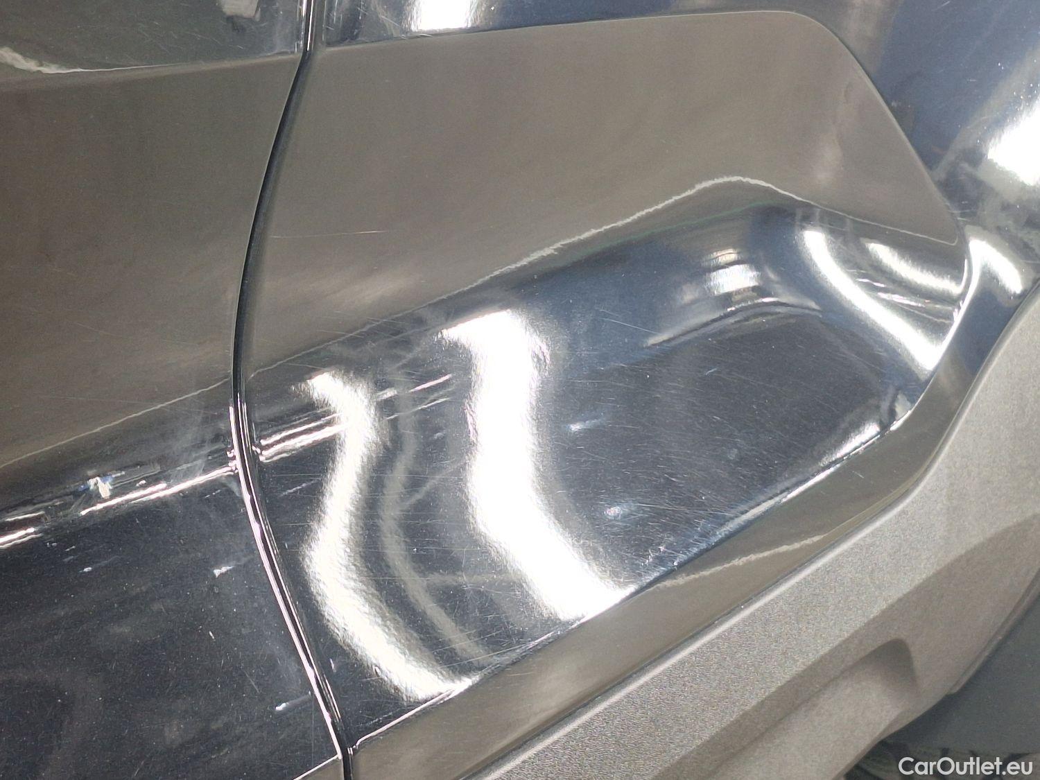  Volvo  XC 40 Volvo, XC40 '17 PHEV, Volvo XC40 T4 Recharge Geartronic R-Design 5d #37