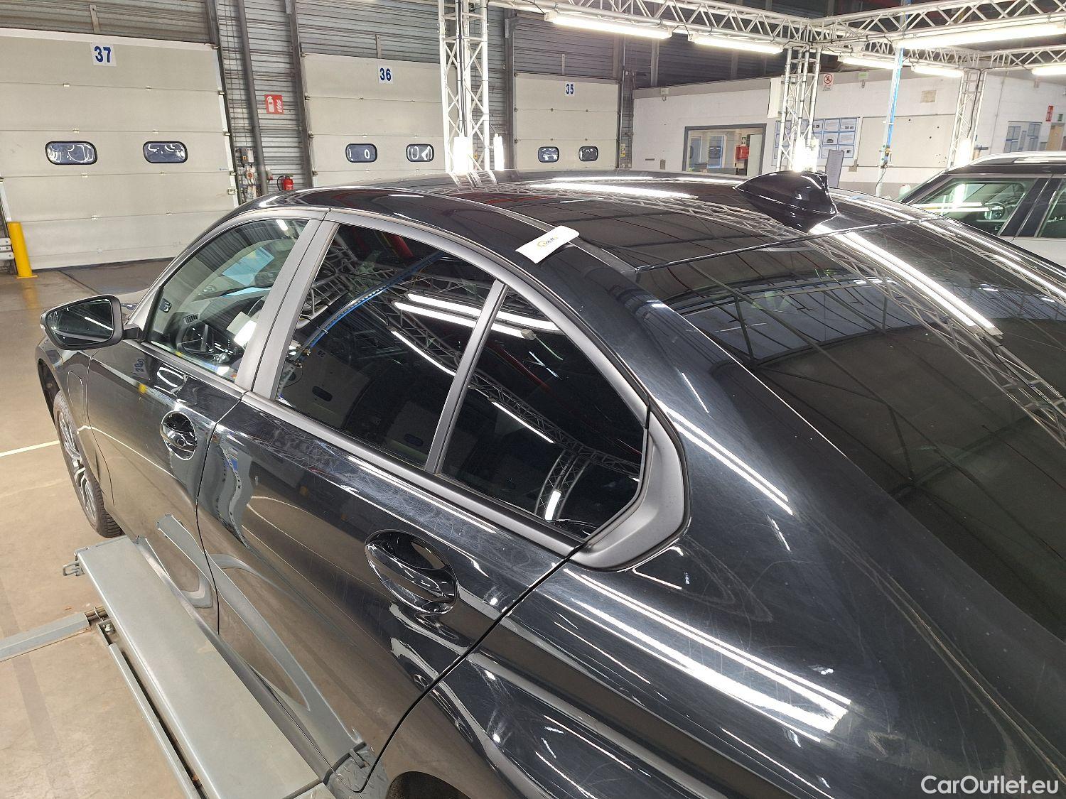  Bmw  Serie 3 BMW, 3-serie '18, BMW 3 Reeks Berline 330e (135 kW) 4d #53