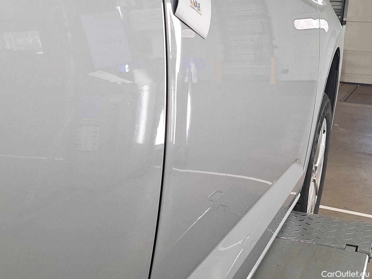  Volkswagen  Touran VW,  '15, Volkswagen  1.5 TSi Highline DSG 5d 7pl #11