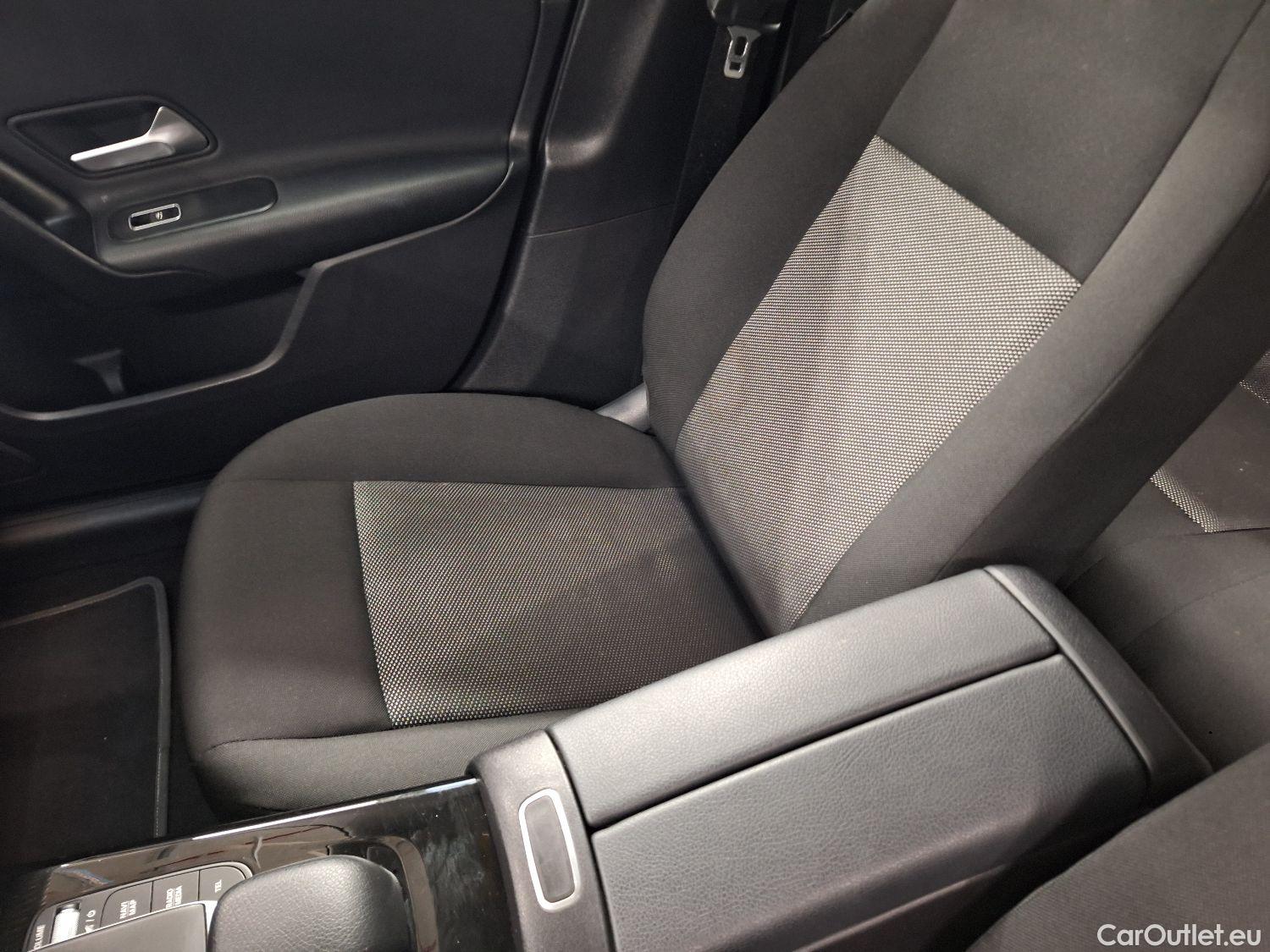  Mercedes  A-Klasse Mercedes, A-Class Berline '18, Mercedes-Benz  Limousine A 180d DCT Busine #44