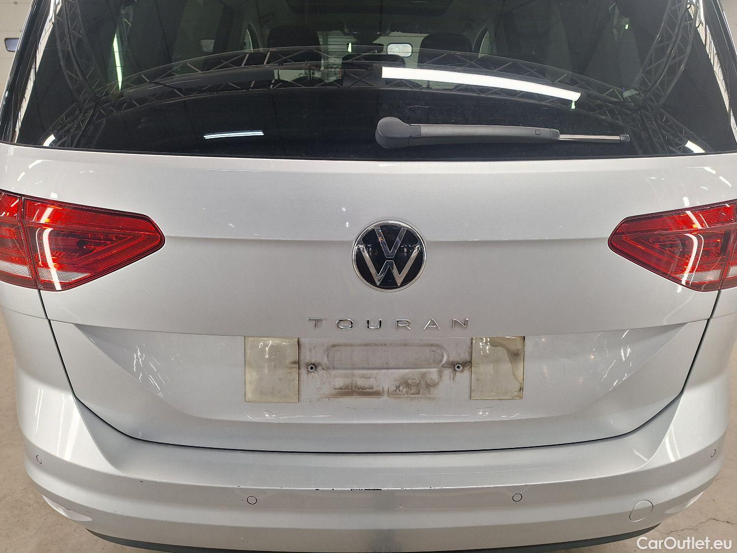  Volkswagen  Touran VW,  '15, Volkswagen  1.5 TSi Highline DSG 5d 7pl #31