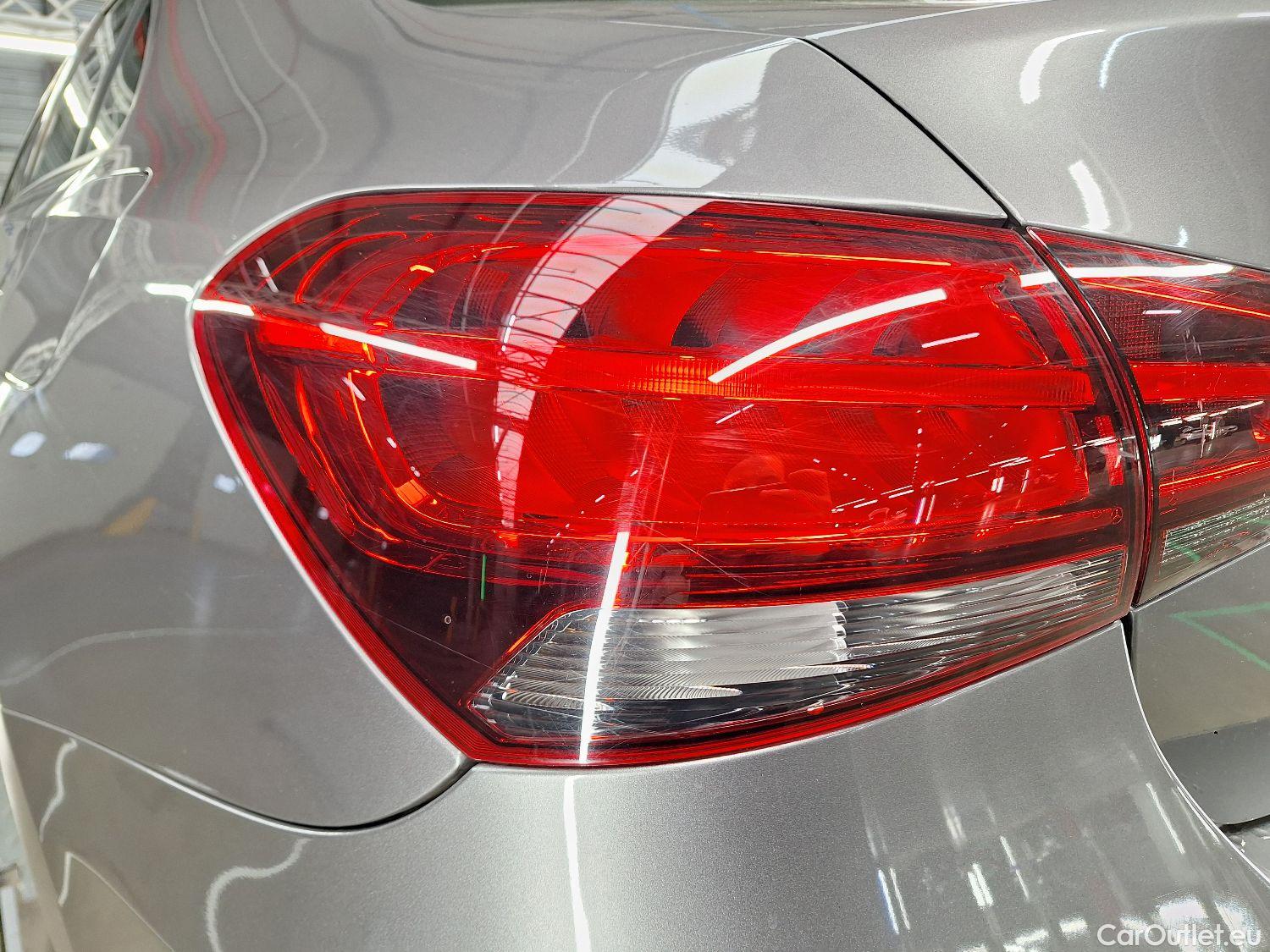  Mercedes  A-Klasse Mercedes, A-Class Berline '18, Mercedes-Benz  Limousine A 180d DCT Busine #27