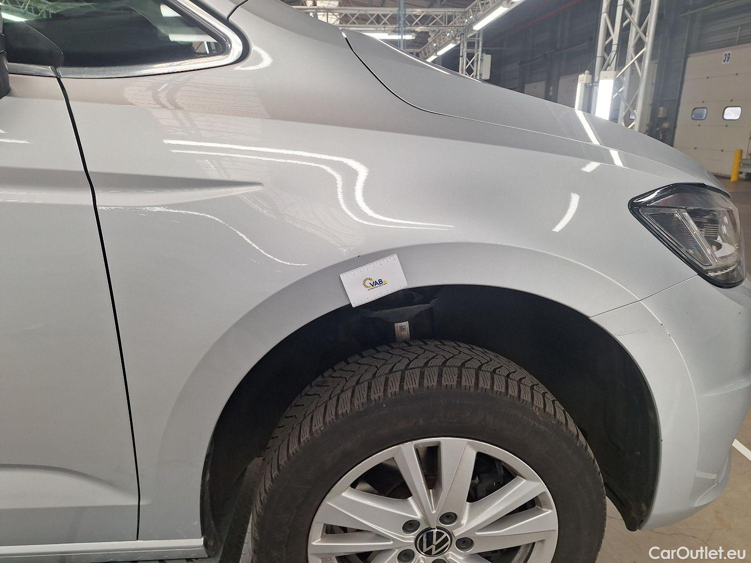  Volkswagen  Touran VW,  '15, Volkswagen  1.5 TSi Highline DSG 5d 7pl #1