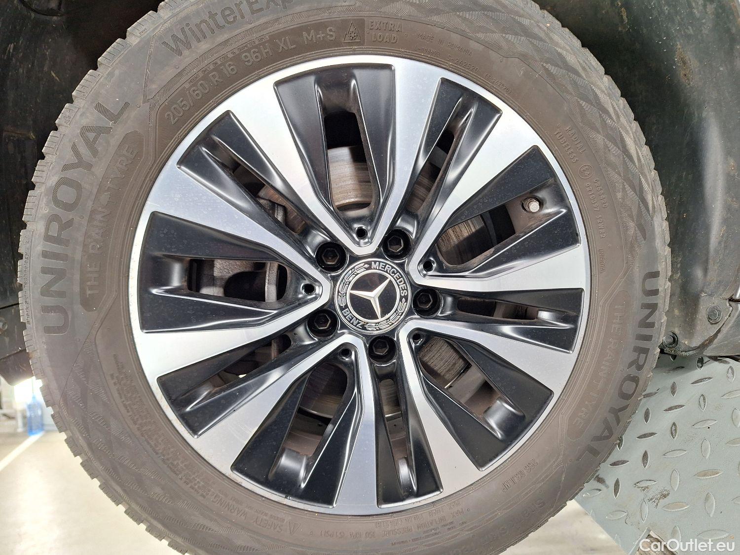  Mercedes  A-Klasse Mercedes, A-Class Berline '18, Mercedes-Benz  Limousine A 180d DCT Busine #7