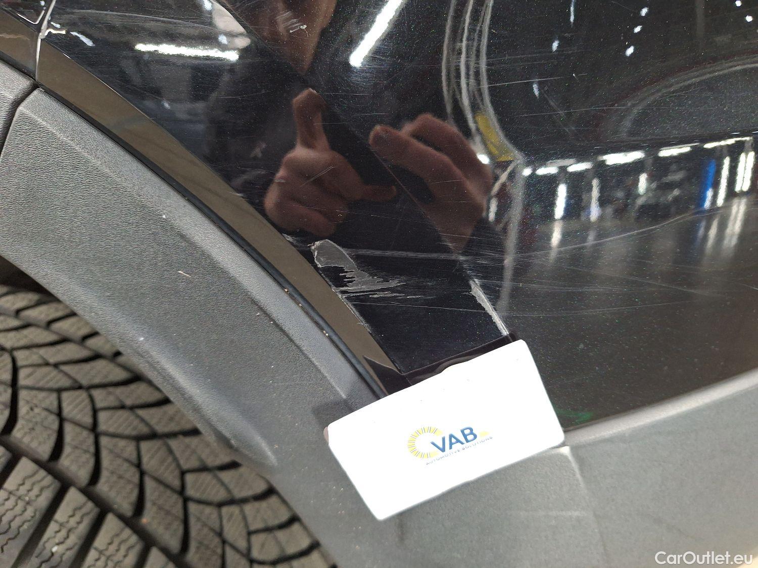  Volvo  XC 40 Volvo, XC40 '17, Volvo XC40 T5 Recharge Geartronic Inscription Expr #29