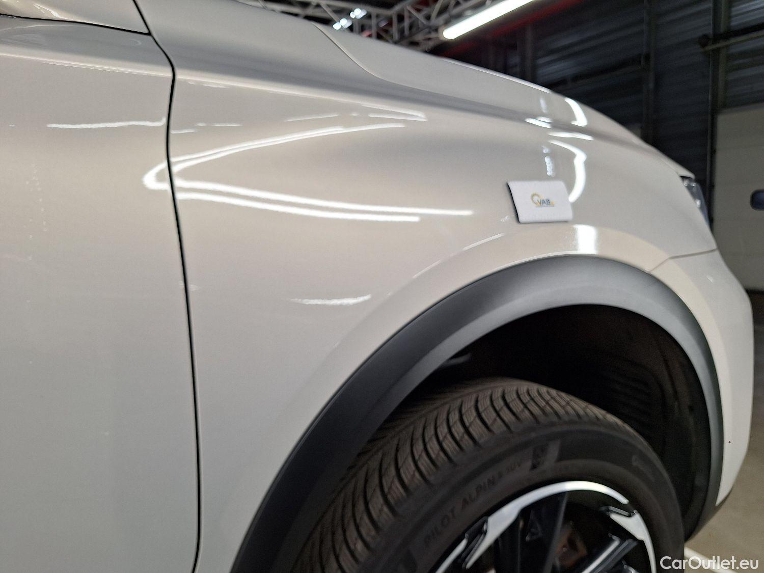  DS  DS7 DS,  CB '17, DS 7 Crossback E-Tense 4x4 PERFORMANCE Line 5d #17