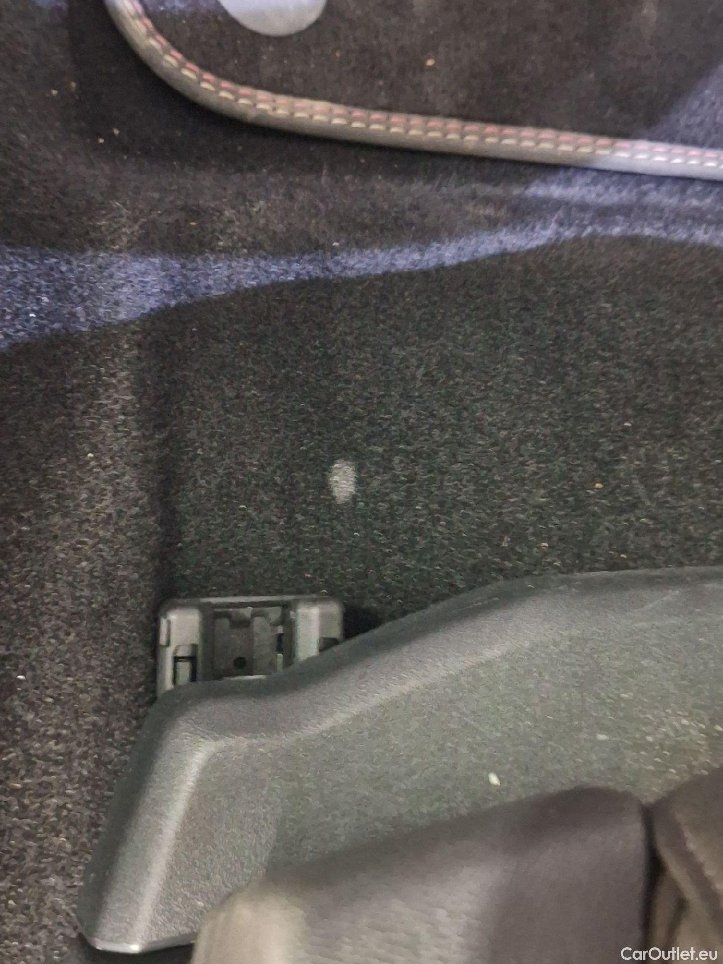  DS  DS7 DS,  CB '17, DS 7 Crossback E-Tense 4x4 PERFORMANCE Line 5d #56