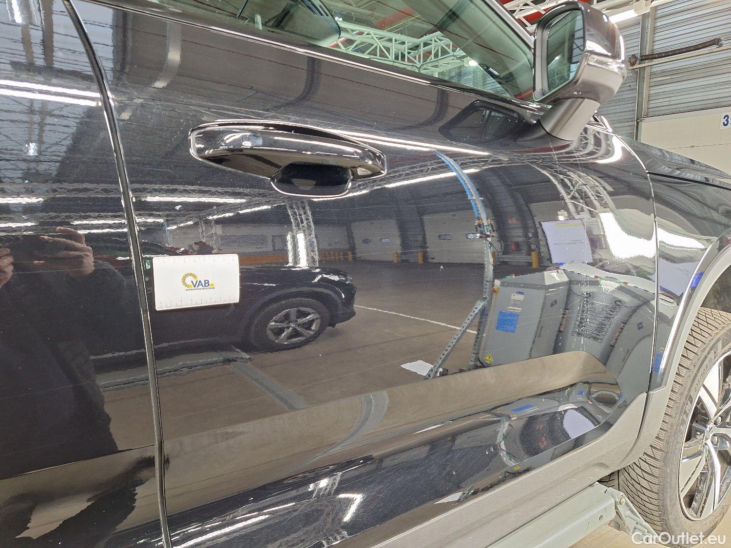  Volvo  XC 40 Volvo, XC40 '17 PHEV, Volvo XC40 T4 Recharge Geartronic R-Design 5d #10