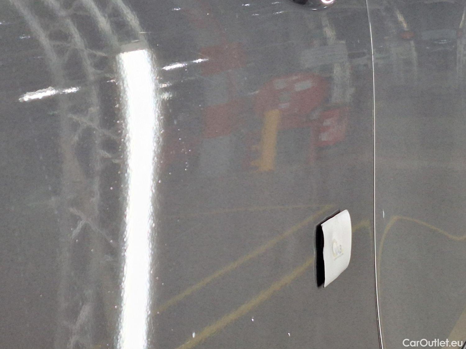  Mercedes  GLB Mercedes,  '19, Mercedes-Benz   180 d Business Solution 5d #49