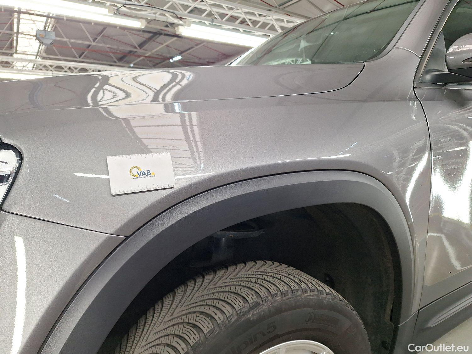  Mercedes  GLB Mercedes,  '19, Mercedes-Benz   180 d Business Solution 5d #44