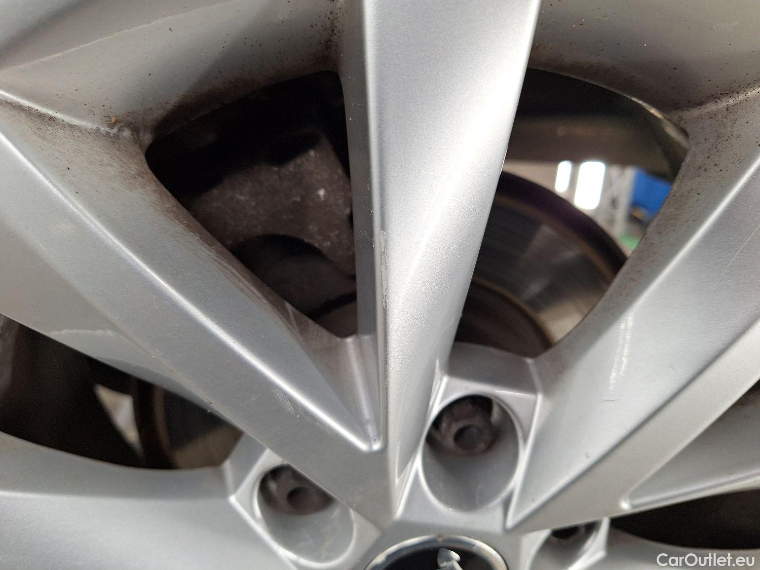  Skoda  Octavia Skoda,  Combi FL'16, Skoda  Combi 1.6 CRTDI GreenTec 85kW Ambiti #26