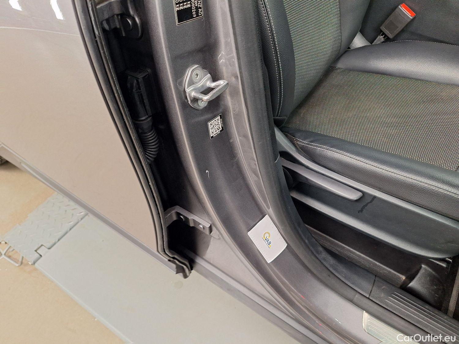  Mercedes  GLB Mercedes,  '19, Mercedes-Benz   180 d Business Solution 5d #50