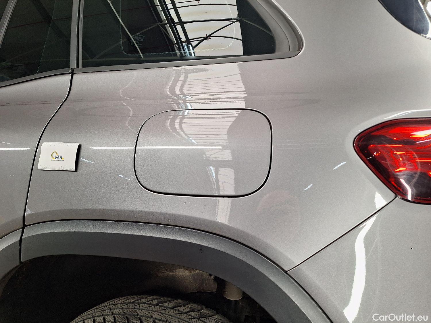  Mercedes  GLB Mercedes,  '19, Mercedes-Benz   180 d Business Solution 5d #39