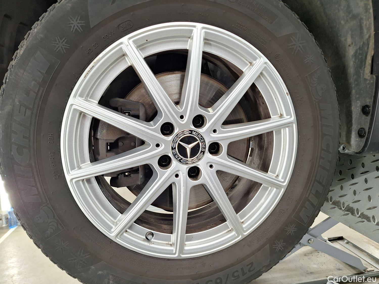  Mercedes  GLB Mercedes,  '19, Mercedes-Benz   180 d Business Solution 5d #3