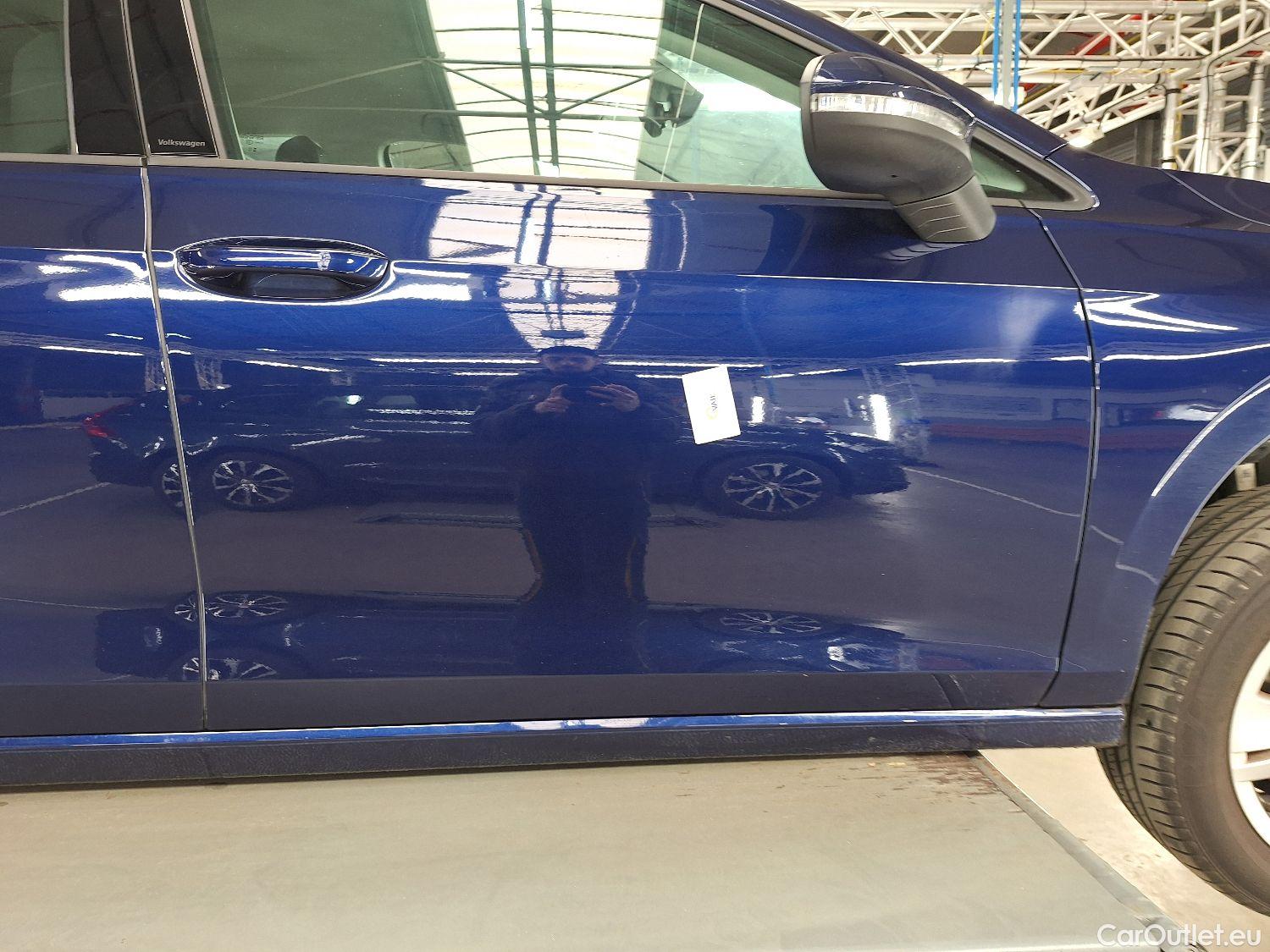  Volkswagen  Golf  VW, VIII '20, Volkswagen VIII 1.0 eTSI 81kW Life Business D #3