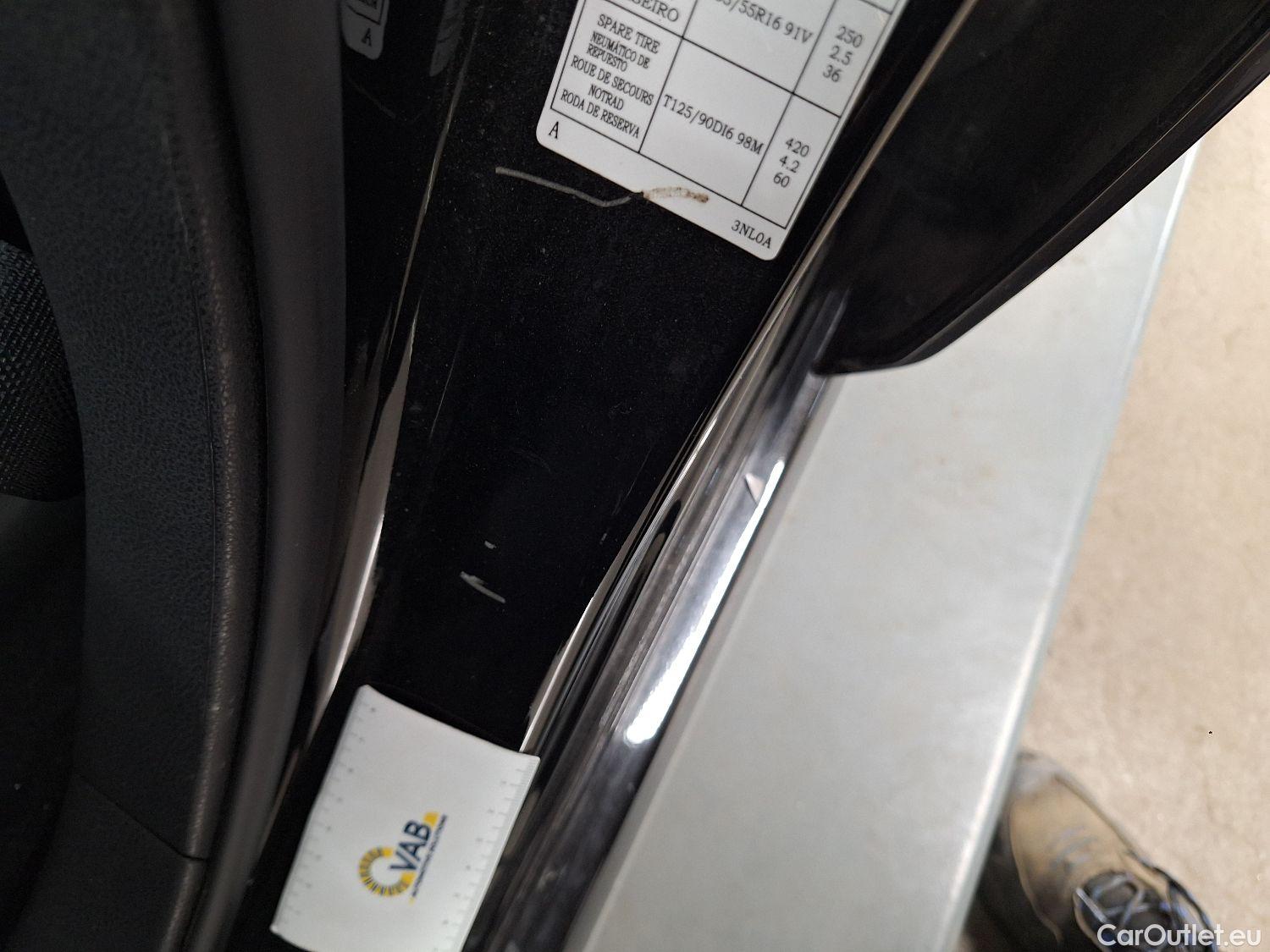  Nissan  Leaf Nissan,  '17 BEV, Nissan  Acenta 40kWh 5d #63