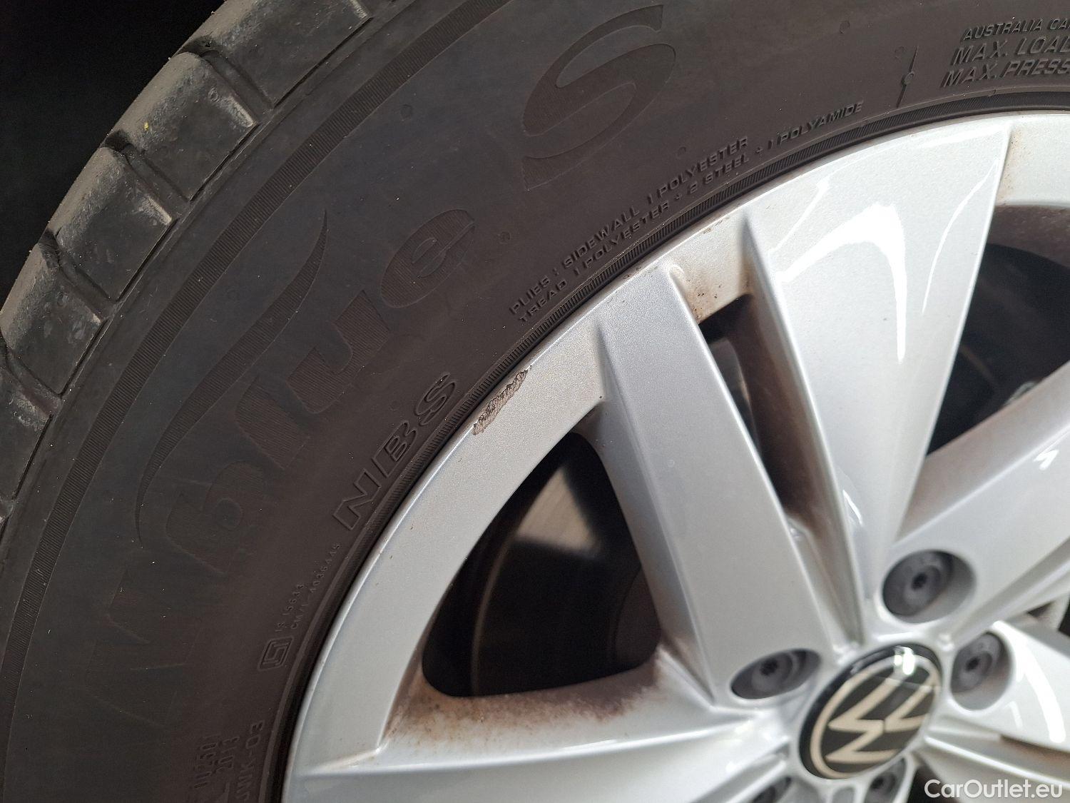  Volkswagen  Golf  VW, VIII '20, Volkswagen VIII 1.0 eTSI 81kW Life Business D #2