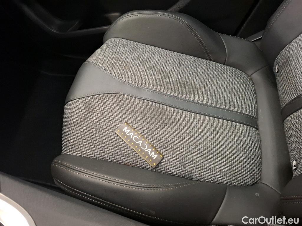  Peugeot  3008  Allure Business 1.5 HDi 130CV BVA8 E6d #39