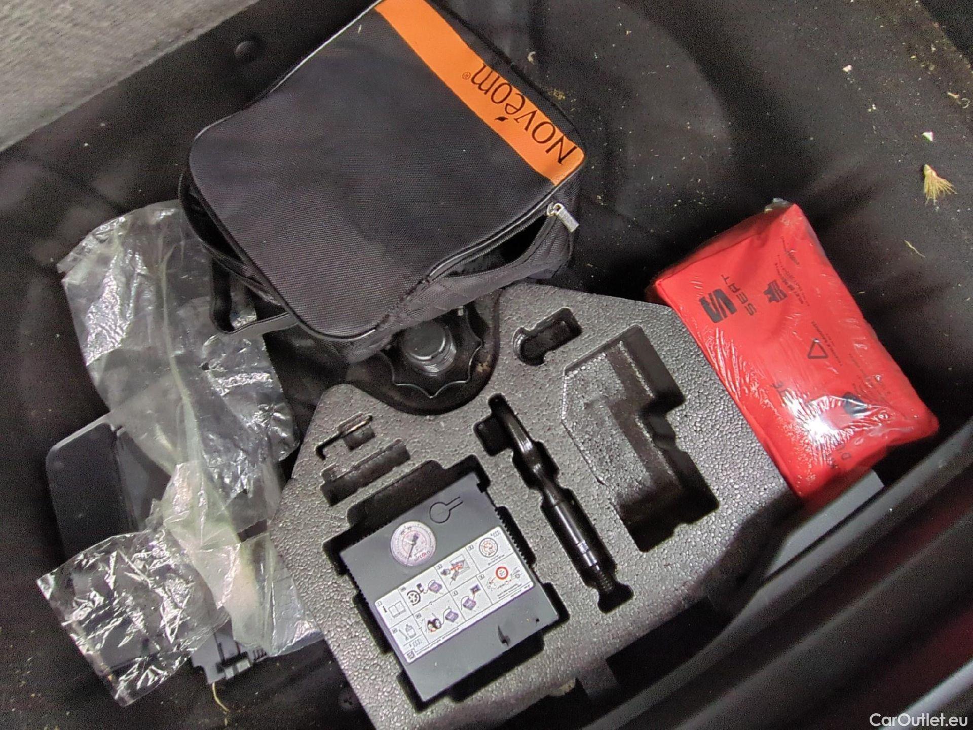  Seat  ATECA  Xcellence 1.6 TDI 115CV BVM6 E6dT #1