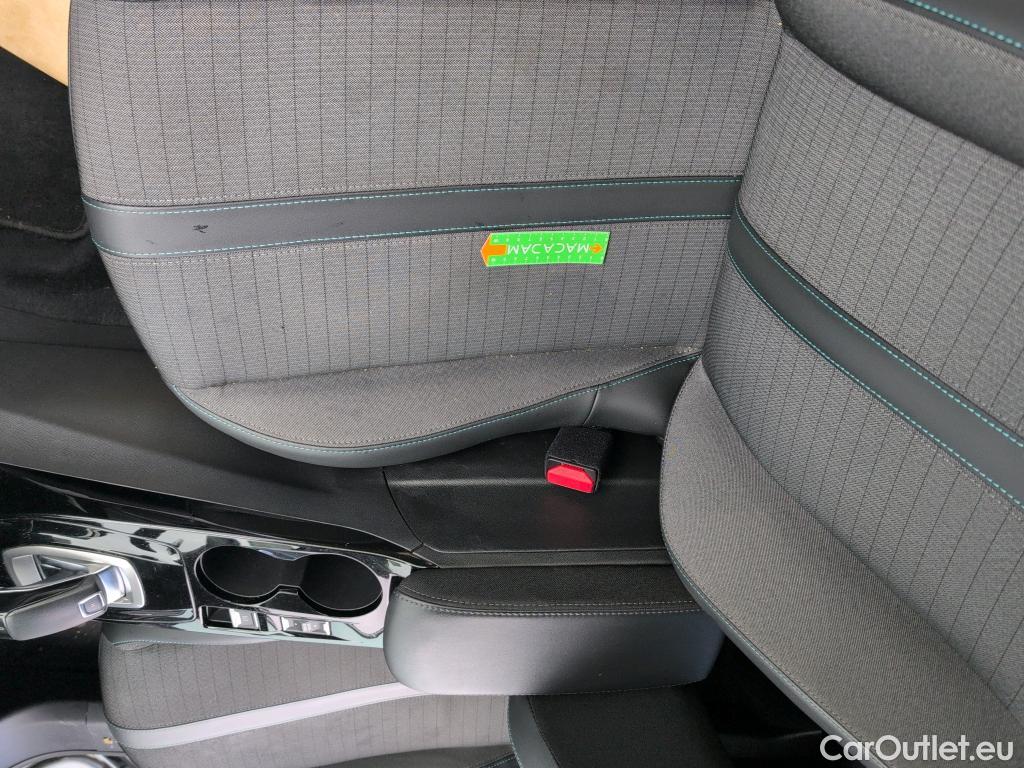  Peugeot  2008  Allure Pack 1.5 HDi 130CV BVA8 E6d #13