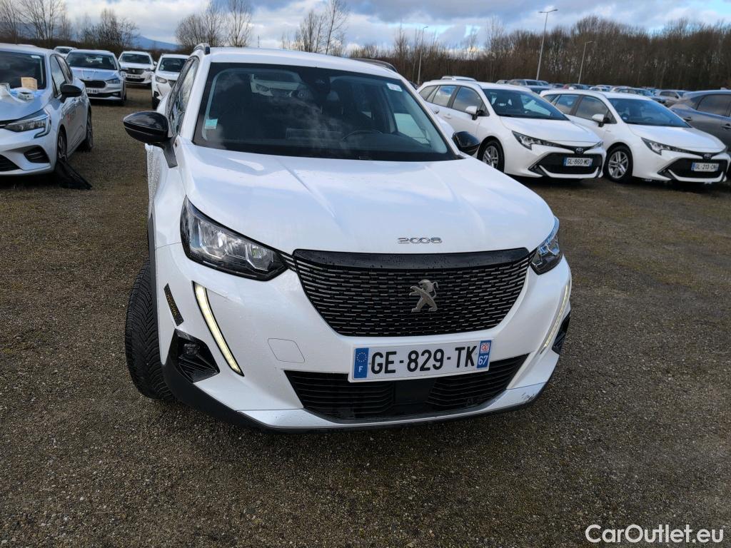  Peugeot  2008  Allure Pack 1.5 HDi 130CV BVA8 E6d #1