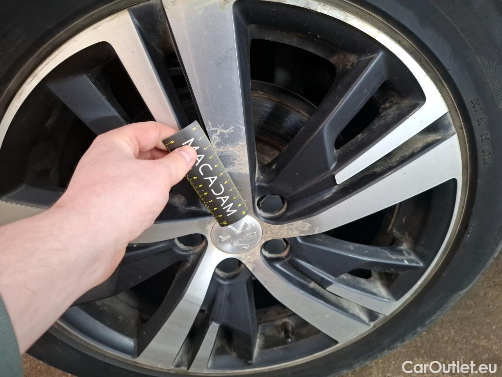  Peugeot  3008  Allure Business 1.5 HDi 130CV BVA8 E6d #27