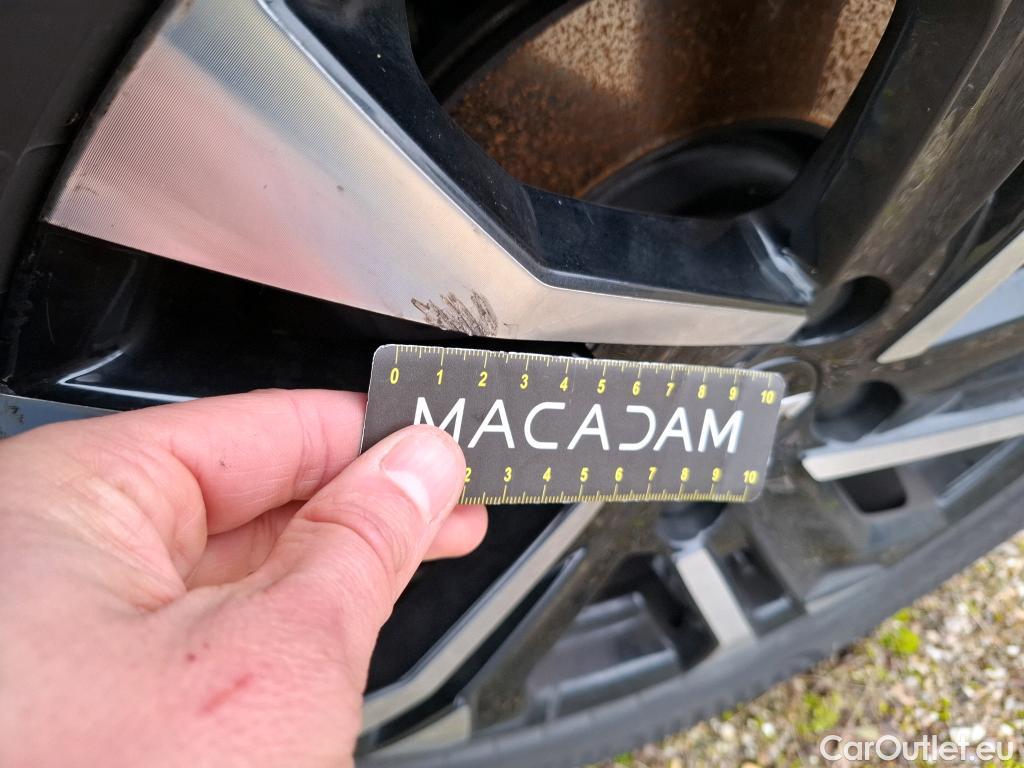  Peugeot  2008  Allure Pack 1.5 HDi 130CV BVA8 E6d #11