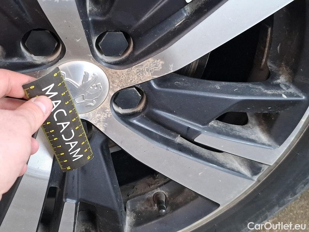  Peugeot  3008  Allure Business 1.5 HDi 130CV BVA8 E6d #28