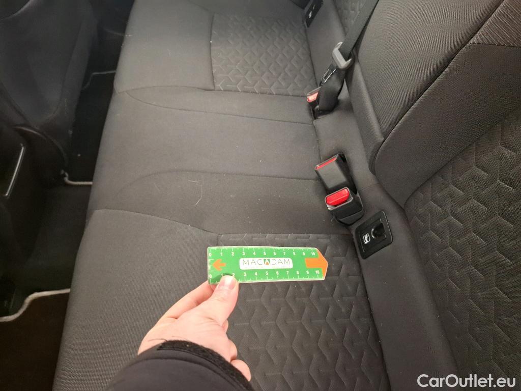  Toyota  Corolla TOYOTA  / 2018 / 5P / Berline Hybride 122h Dynamic Business Beyond Zer #12