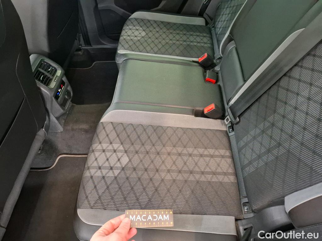  Volkswagen  Tiguan VOLKSWAGEN  / 2020 / 5P / SUV 1.4 eHybrid 245 DSG6 R-Line #3