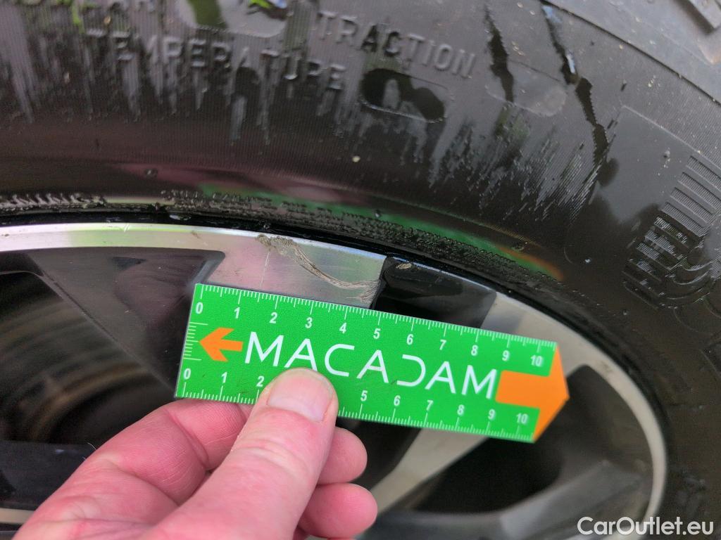  Peugeot  2008  Allure Pack 1.5 HDi 130CV BVA8 E6d #16