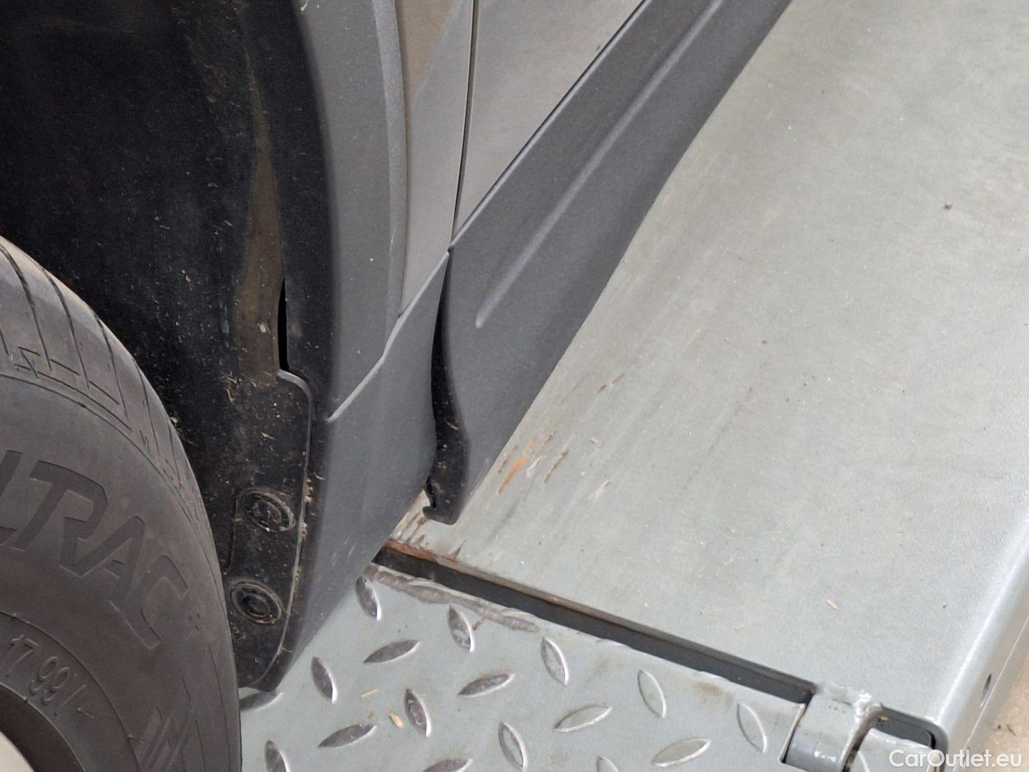  Mercedes  GLA Mercedes,  '20 PHEV, Mercedes-Benz   250e Business Solution 5d #31