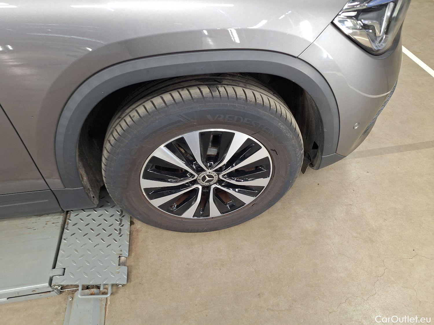  Mercedes  GLA Mercedes,  '20 PHEV, Mercedes-Benz   250e Business Solution 5d #61