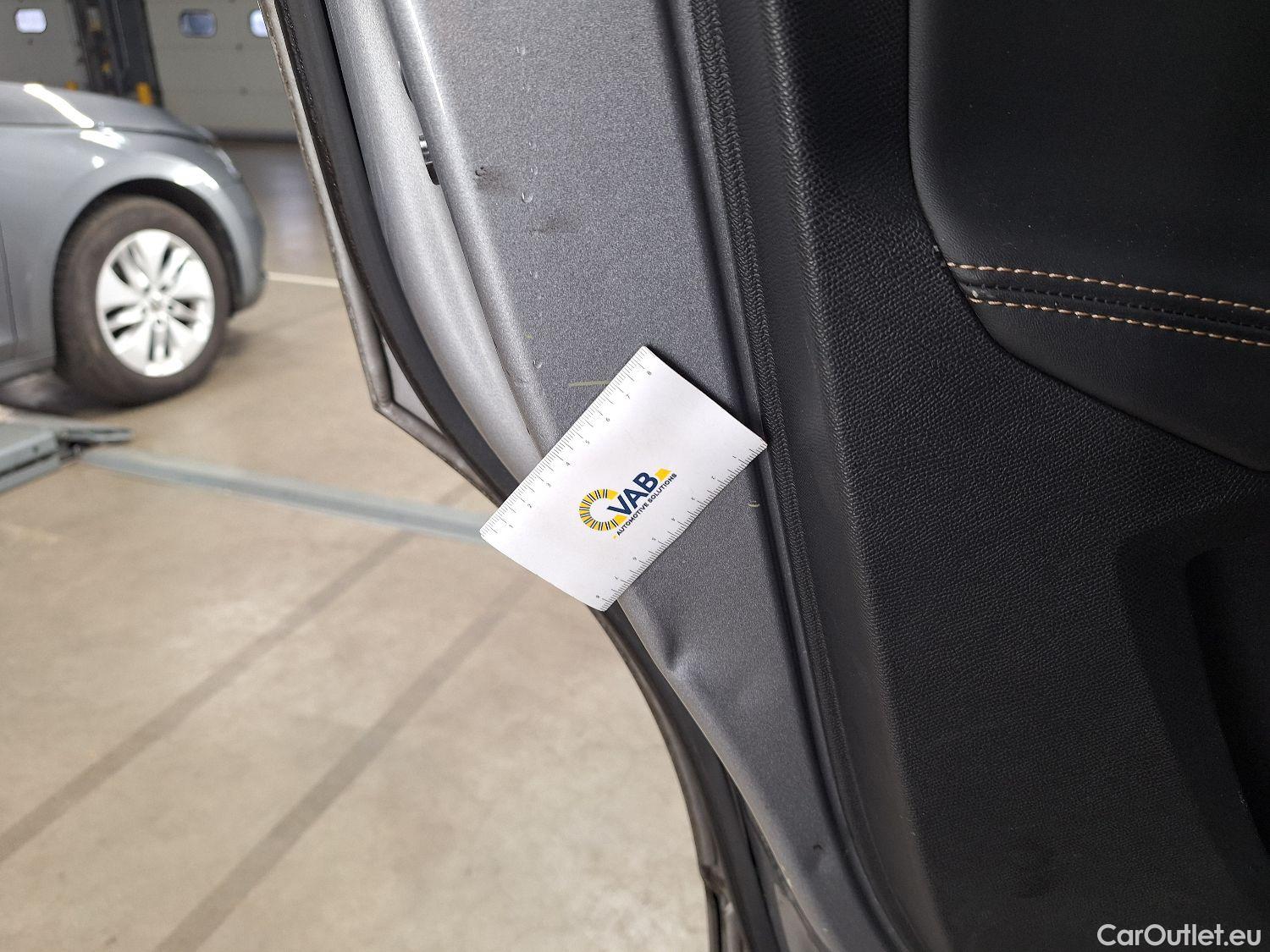  Peugeot  5008 Peugeot,  '16, Peugeot  1.5 BlueHDi 96kW S&S EAT8 GT Line 5d 7pl #56