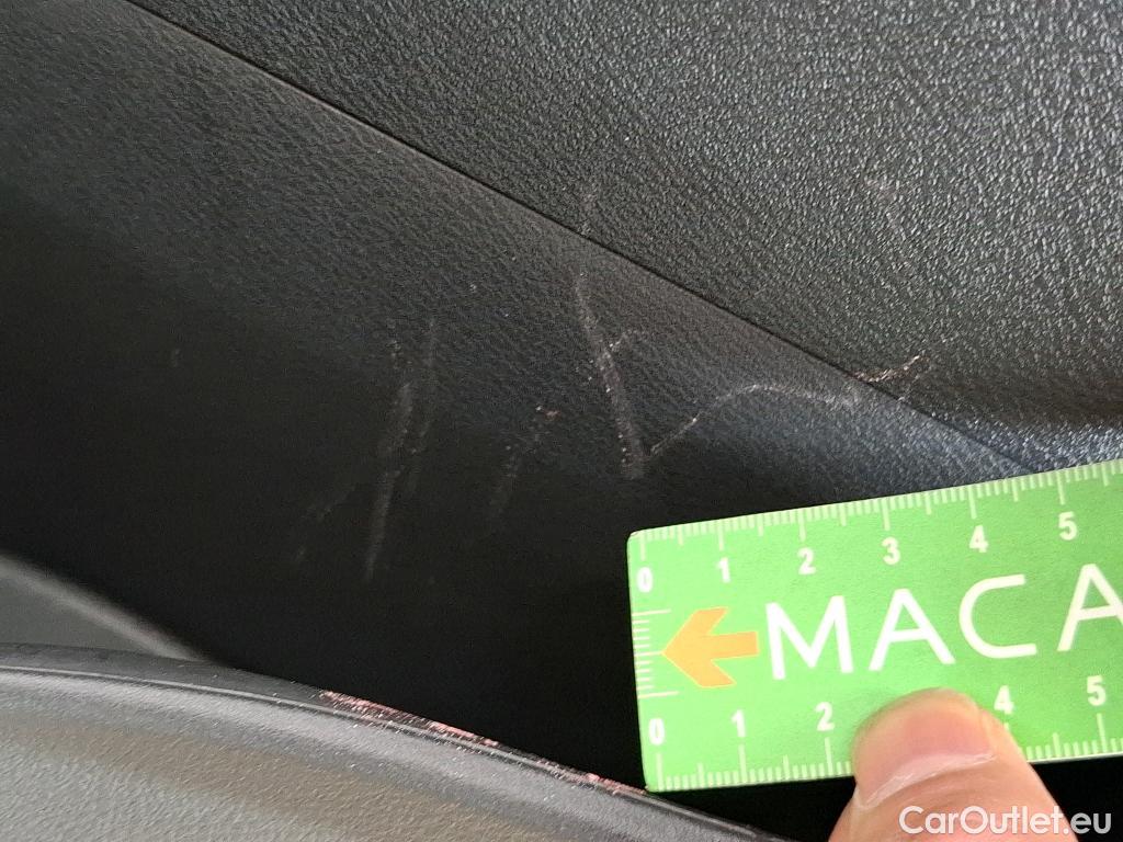  Nissan  Qashqai NISSAN  / 2021 / 5P / Crossover 1.3 MHEV 158ch Xtronic N-Style(SP) #6