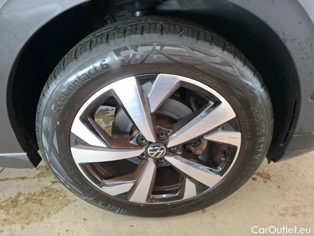  Volkswagen  Taigo  Style 1.0 TSI 110CV BVA7 E6d #23