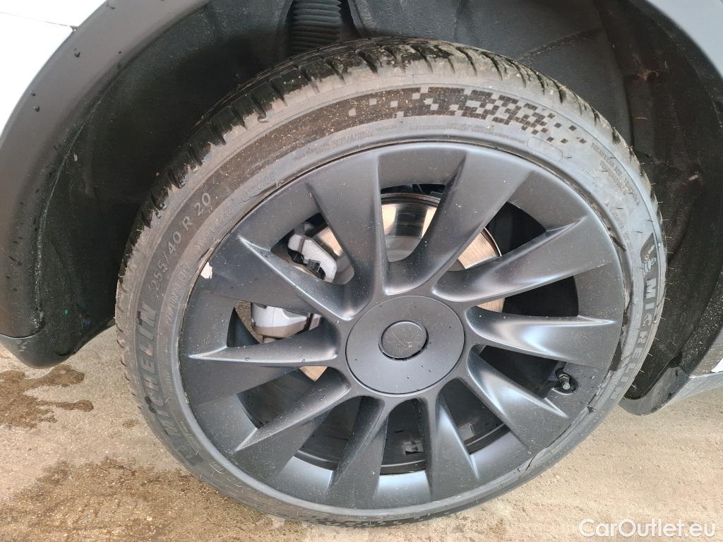  Tesla  Model Y TESLA  / 2020 / 5P / SUV Grande Autonomie Dual Motor AWD #2