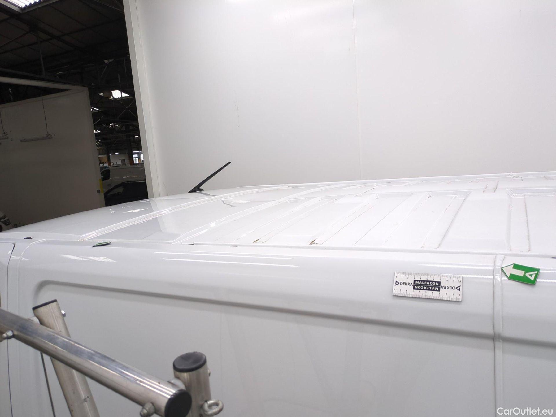  Renault  Trafic RENAULT  / 2021 / 4P / Fourgon tôlé FG GCF L2H1 3T Blue dCi 130 #27