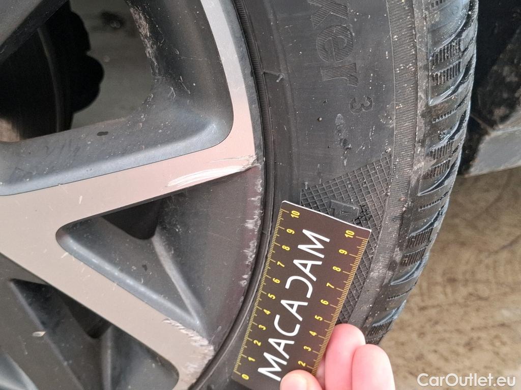  Hyundai  Konna HYUNDAI Kona / 2020 / 5P / SUV 1.6 HYBRID 141 EXECUTIVE HEV #23