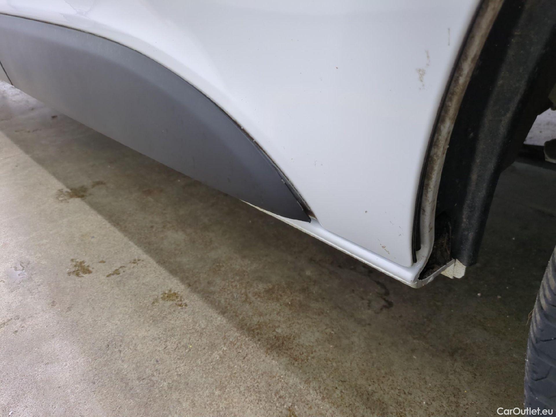  Renault  Trafic  III Fourgon L2H1 3T Confort 2.0 dCi 130CV BVM6 E6d #10