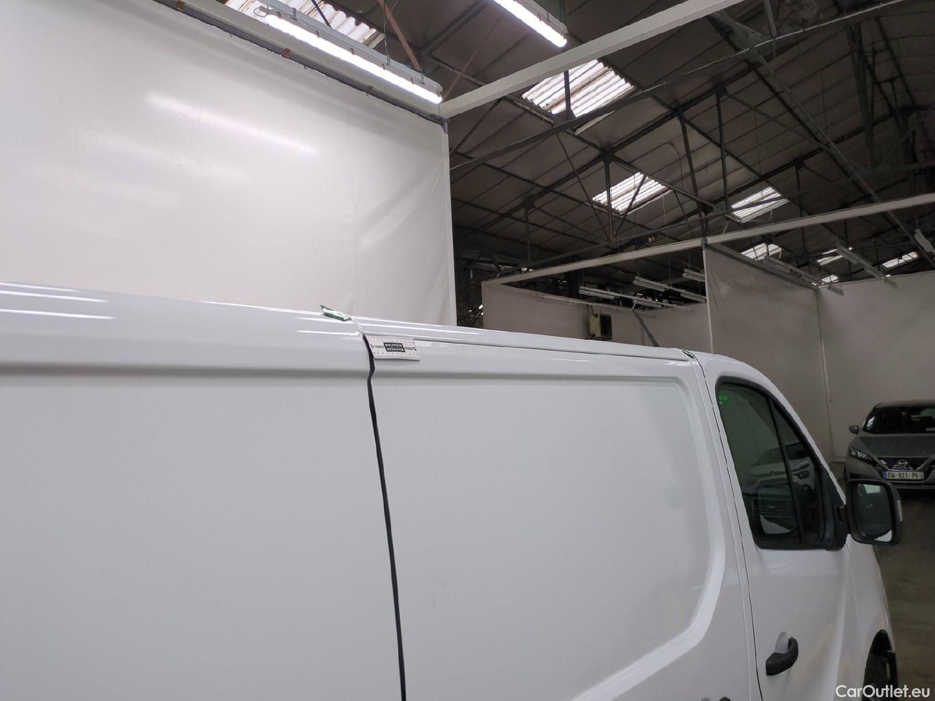  Renault  Trafic RENAULT  / 2021 / 4P / Fourgon tôlé FG GCF L2H1 3T Blue dCi 130 #7