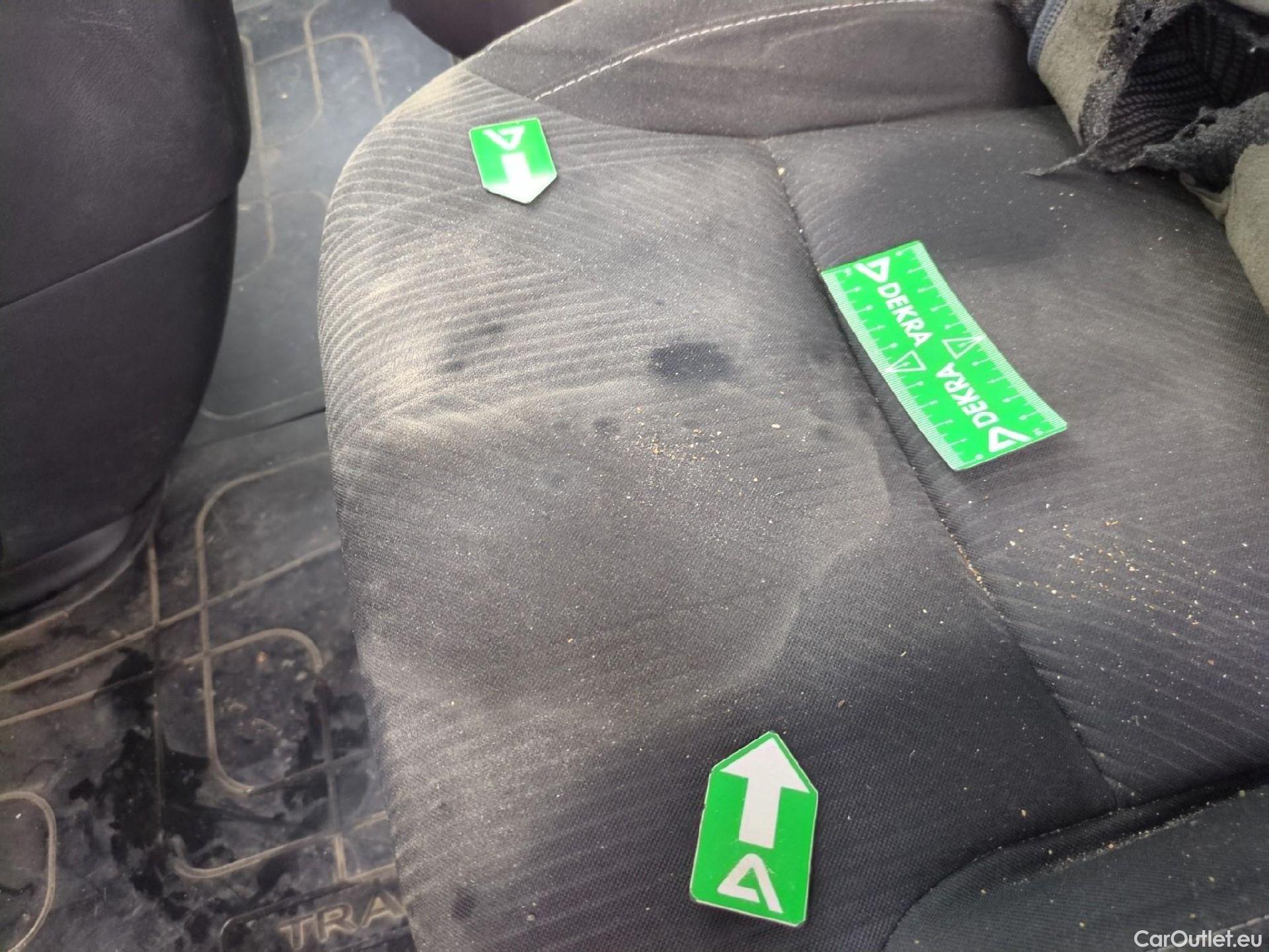  Renault  Trafic RENAULT  / 2019 / 4P / Fourgon tole FG GCF L2H2 1200 Energy dCi 145 E6 #3